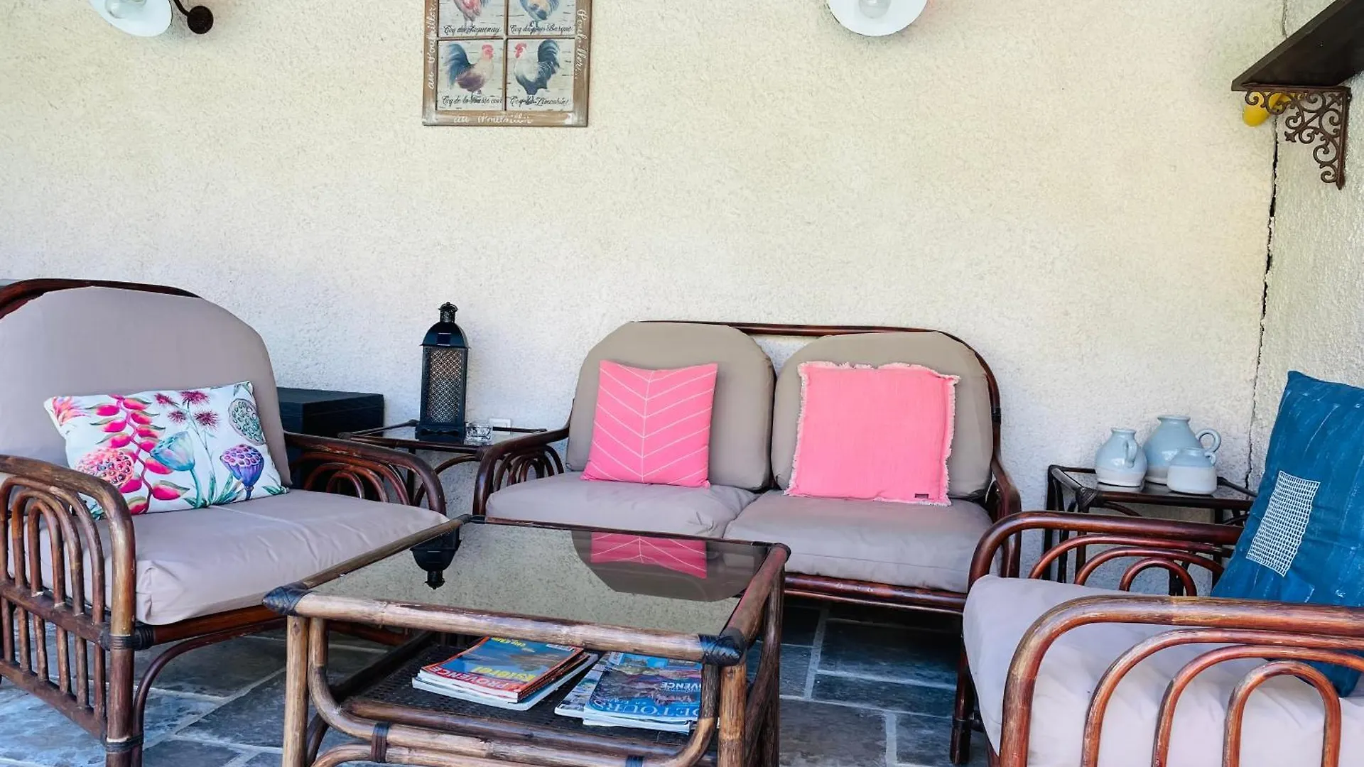 파이앙스 Mas Lou Piastoun B&B