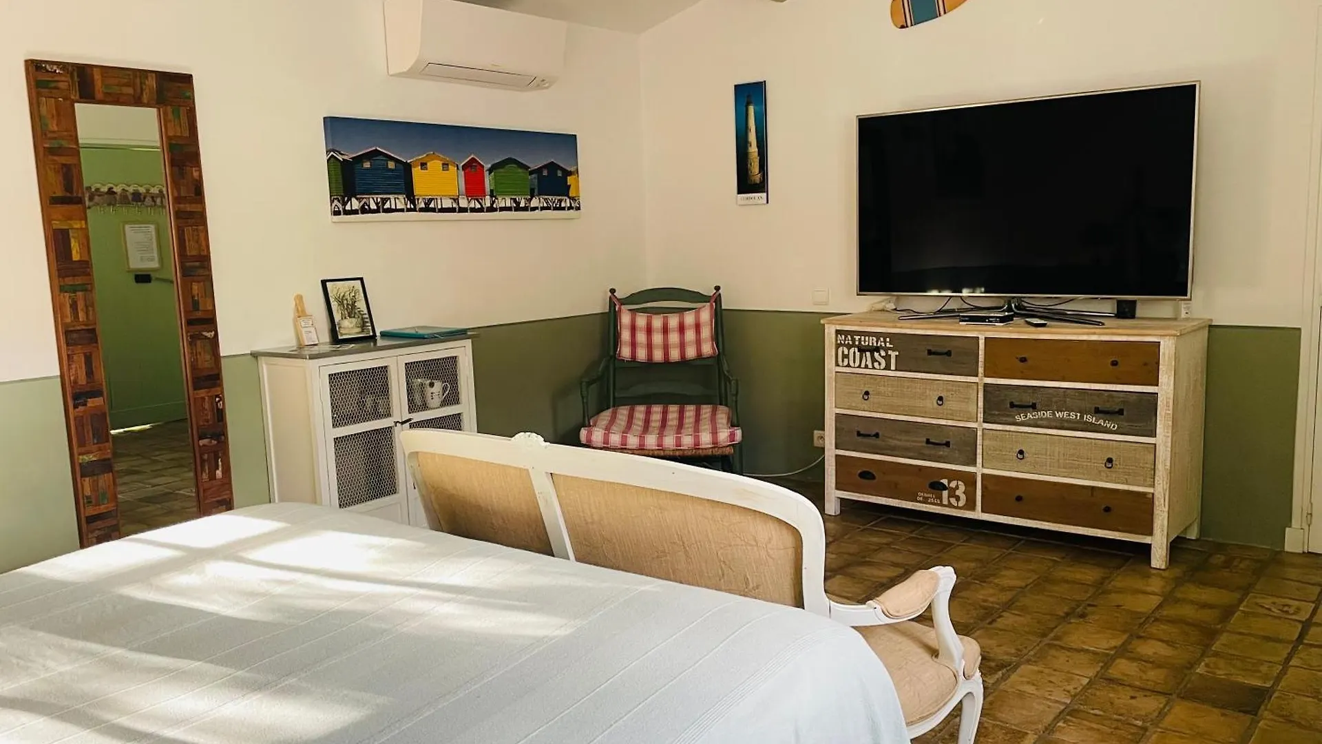 파이앙스 Mas Lou Piastoun B&B